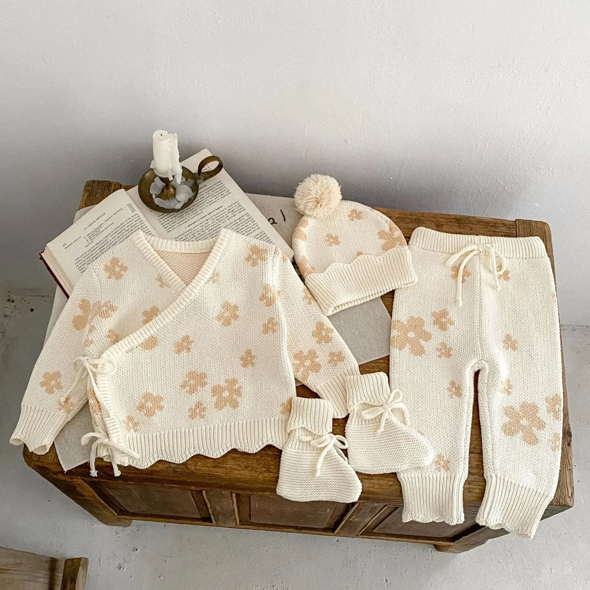 Floral Jacquard Knit Baby Set – 4PCS Autumn & Winter Outfit with Coat, Pants, Hat & Socks (1–3 Years)