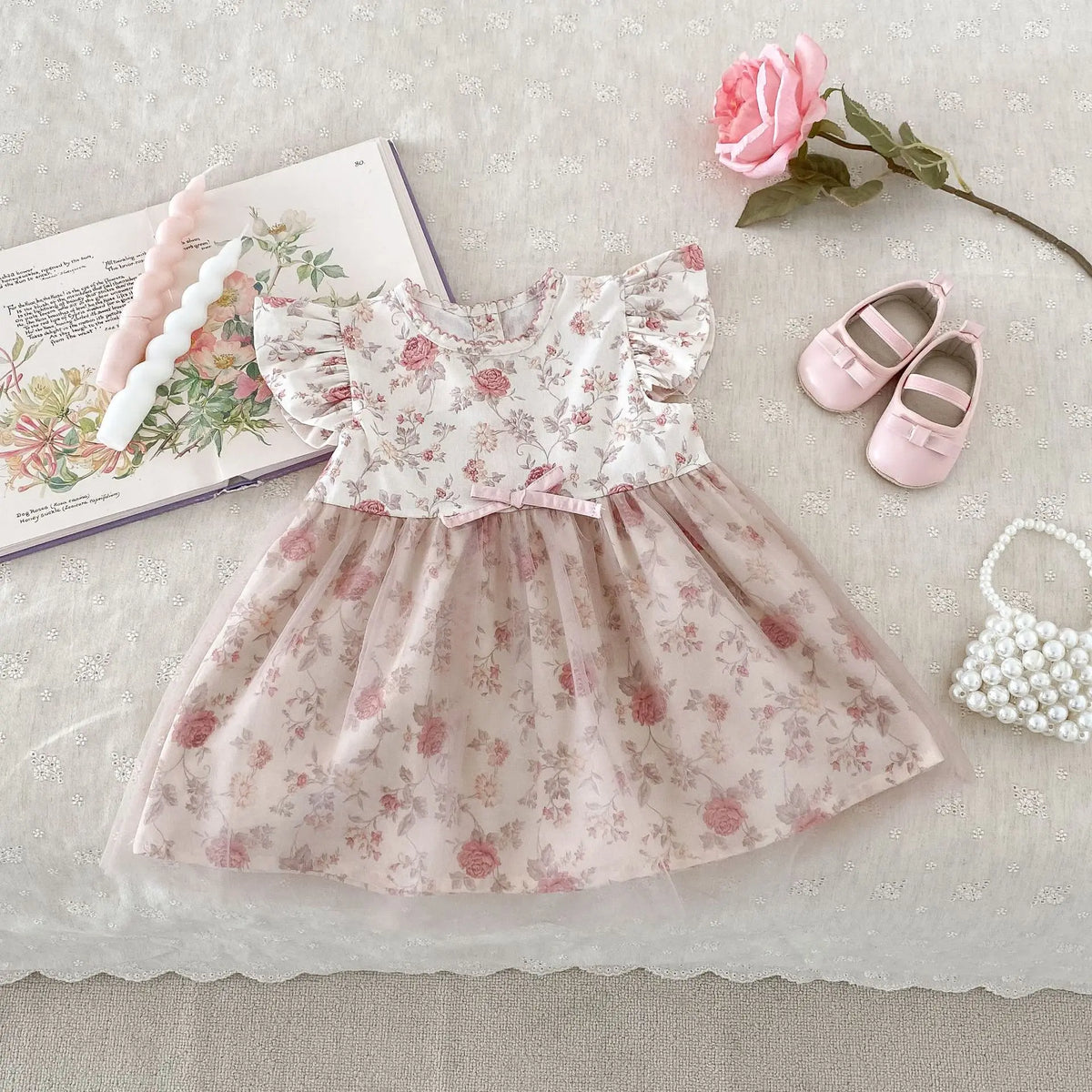 Floral Muslin Baby Girl Summer Set – 2PCS T-Shirt & Shorts Outfit with Bow Detail (0–12 Months)