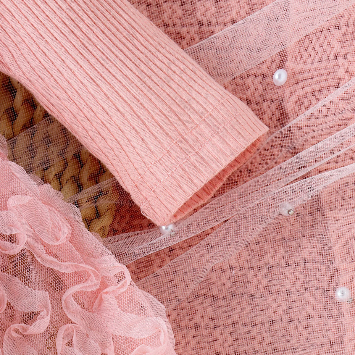 2PCS Autumn 0-1 Year Old Girl Baby Sweet And Cute Round Collar, Pit Strip, Flower Skirt, Long-Sleeved Suit + Bow Hair Band